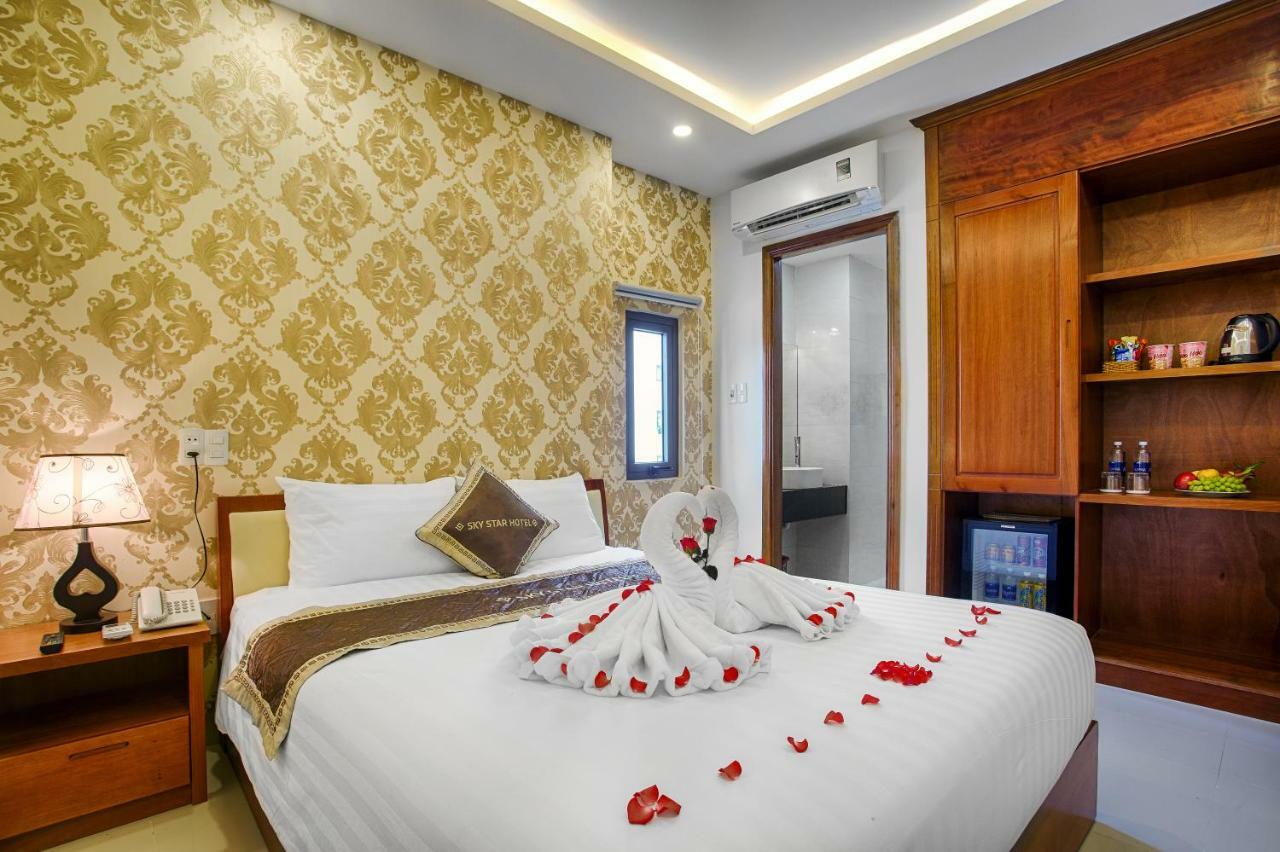 Sky Star Hotel Danang Exterior photo